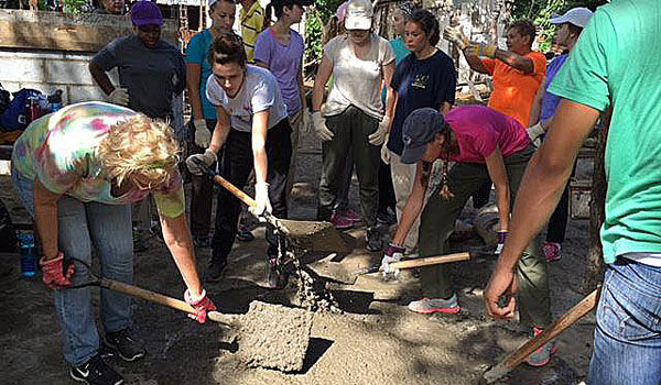 Nardin Academy high school students in Granada, Nicaragua completing their first task in building a home. 