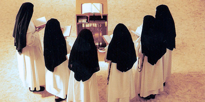 The schola sing at Mass inside the monastery of the cloistered Dominican Nuns of the Perpetual Rosary. (Courtesy of Dominican Nuns of the Perpetual Rosary)