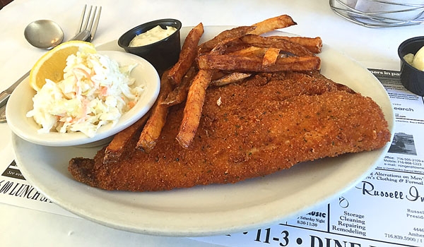 Fish Fry at Lebros Restaurant in Amherst
(Patrick McPartland/Staff Photographer)