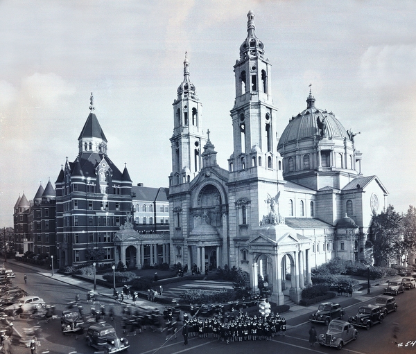 The original basilica before a fire damaged a cupola requiring the cupolas to be shortened. 