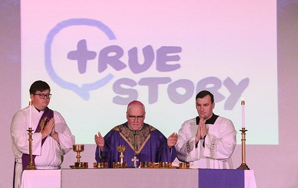 Bishop Richard J. Malone concelebrates during the closing liturgy of the 66th annual Diocesan Youth Convention. (Patrick McPartland/Managing Editor)